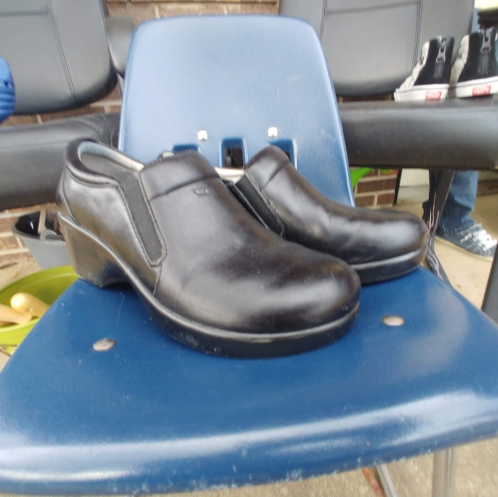 Algeria Eryn clogs